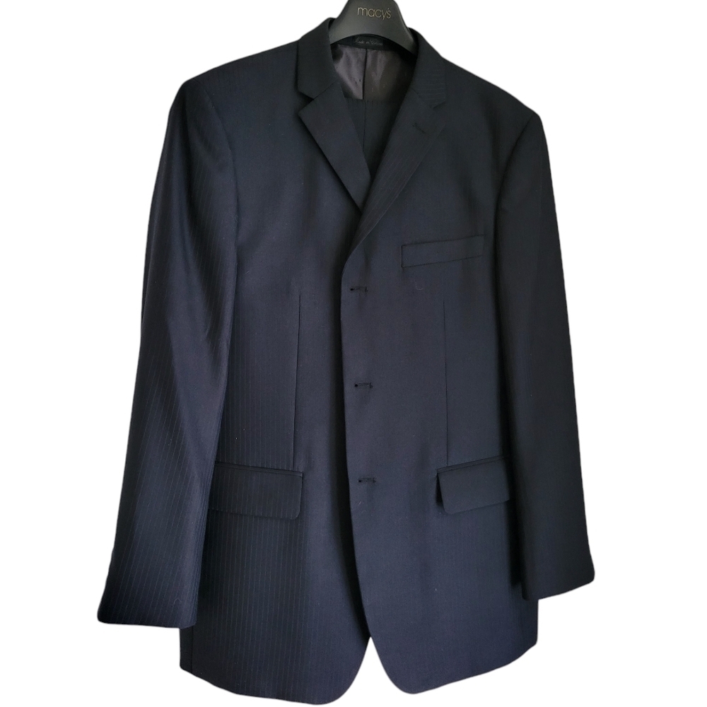 Evan Picone 3-Button Suit Men's Size 42R Men's.  Waist 34 Inseam 31. Excellent